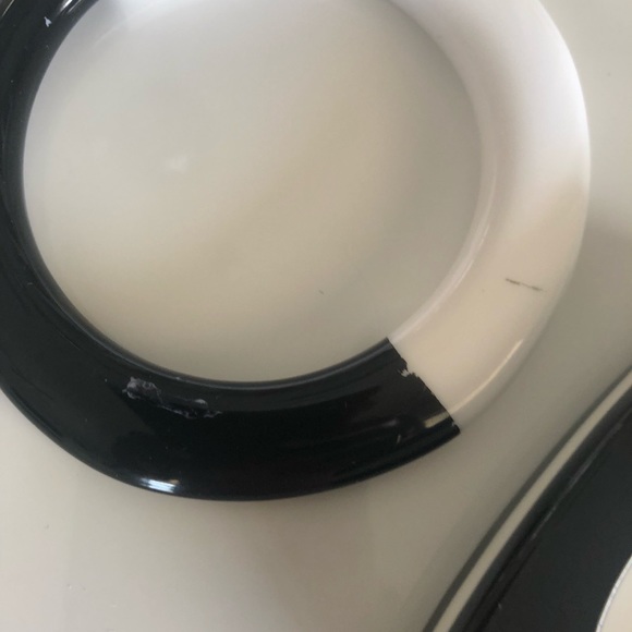 3 Bracelets - Picture 5 of 6